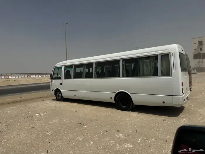 باص موستبيشي روزا 2