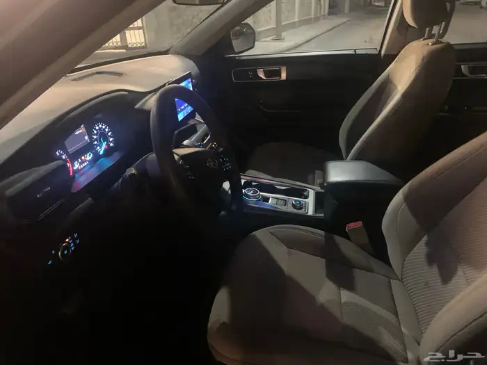 فورد اكسبلورر 2023 استاندر للبيع 29