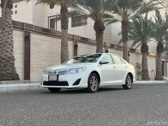 تايوتا كامري GL مطور 2015 5