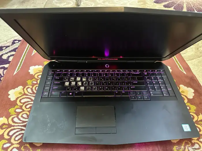 لابتوب جامينج إلين وير Alienware laptop 2