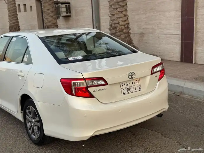 تايوتا كامري GL مطور 2015 14
