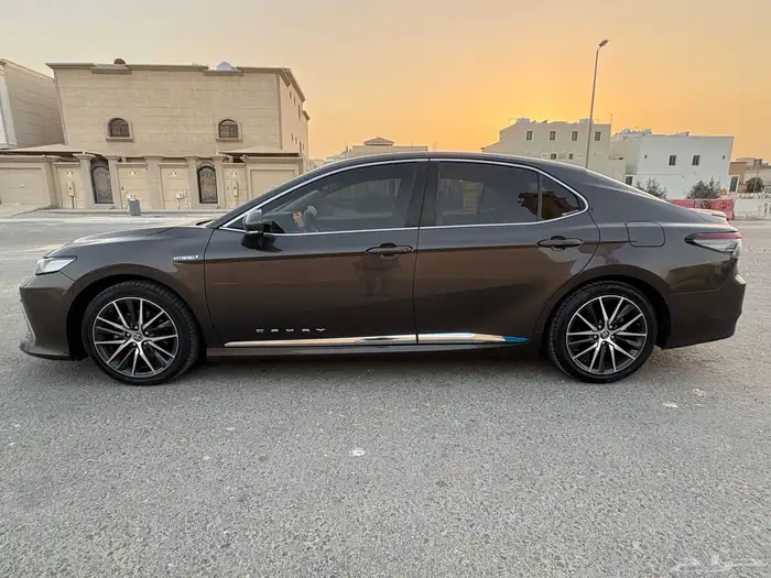 كامري 2023 هايبرد 4