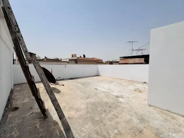 عمارة فى غرناطة موقع ممتاز مطلوب 1.150.000 قابل للتفاوض 24