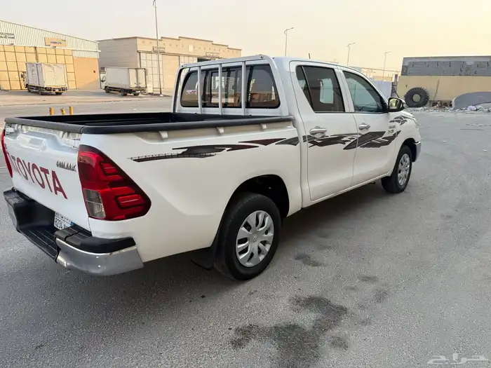هايلكس 2021 ديزل عداد 186 الف - نظيفه جدا 6