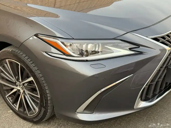 لكزس ES 350 2025 4