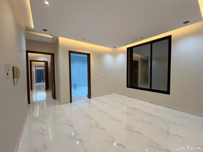 للبيع دور ارضي بحوش بمدخل سياره عماره دورين ب550 للصامل 10
