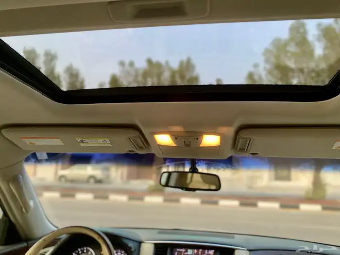 نيسان باترول8v بلاتنيوم2016 فل كامل 320 17