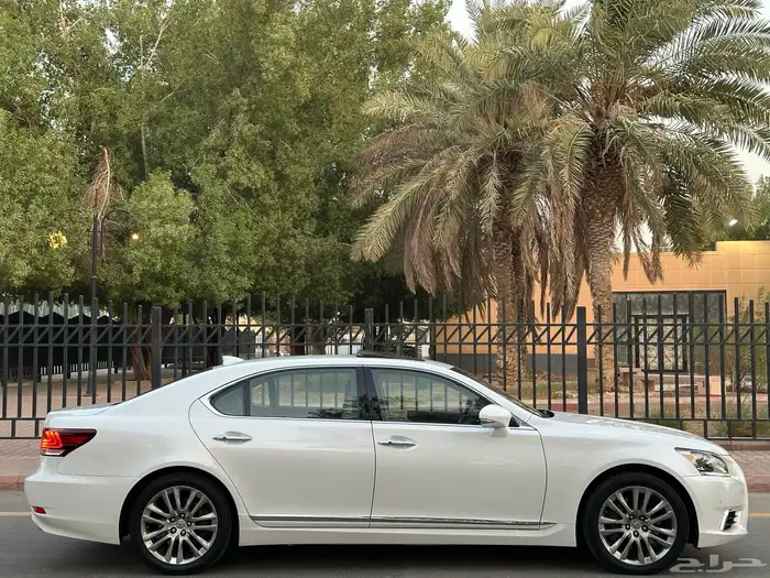 لكزس LS460 موديل 2014 سعودي فل لارج 7