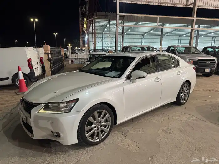 للبيع لكزس GS350 موديل 2015 0