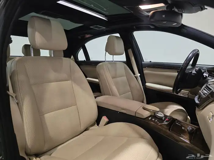 مرسيدس S350 موديل 2011 بحالة ممتازة 6