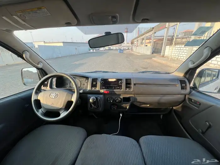 باص بضاعة للإيجار بدون سائق 1