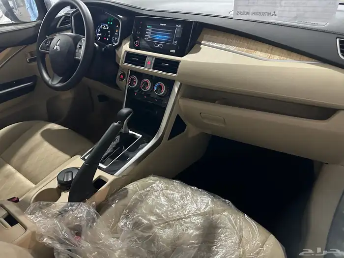 ميتسوبيشي اكسباندر موديل 2025 34