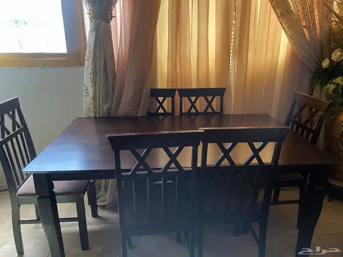 طاولة سفرة مع 6 كراسي 0
