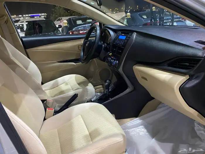 تويوتا يارس موديل 2021 استاندر نظيف 5