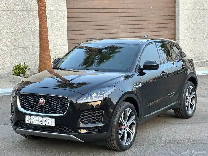 جيب جاكوار E PACE شبه جديد 2020 8