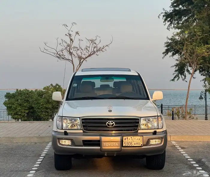 لاندكروزر 1