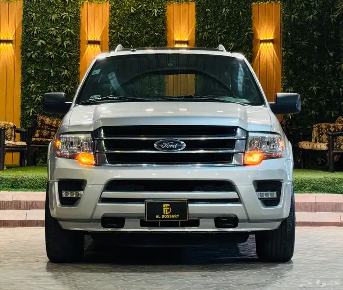 أكسبديشن 2015 XLT قصير دبل ( بحالة ممتازة ) 2