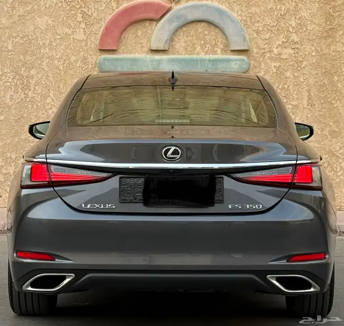 لكزس ES 350 2025 10