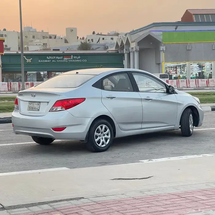هيونداي اكسنت 2014 4