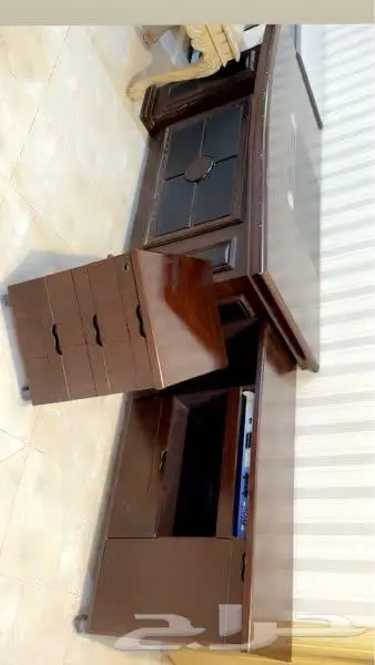 مكتب فخم ودولاب ملاب كبير وجلسه وطبليه كبيره 2