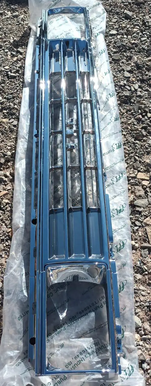 للبيع دركسون طاره هلكس 81 و87 وصالون83 وقطع 0