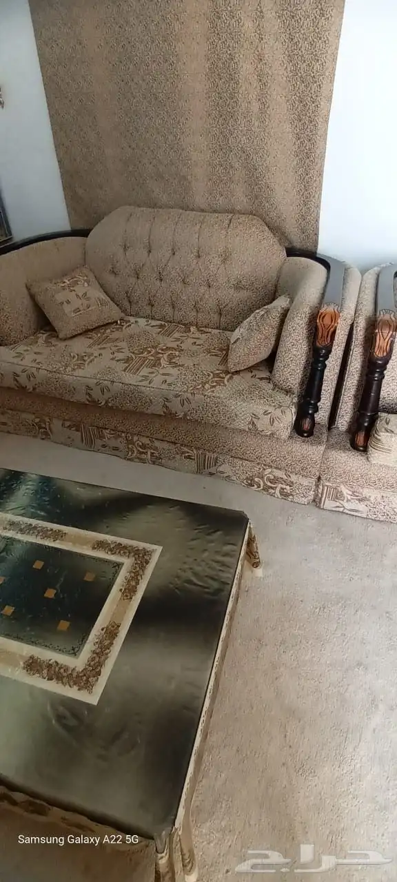 كنب و شاشة بلازما 2