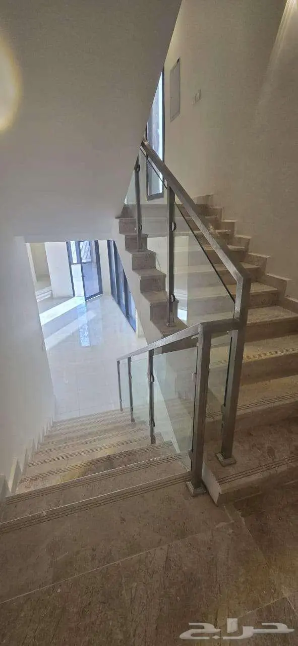 فيلا مميزه للايجار في الجنادريه (مجتمع المشرقيه) الرياض 4