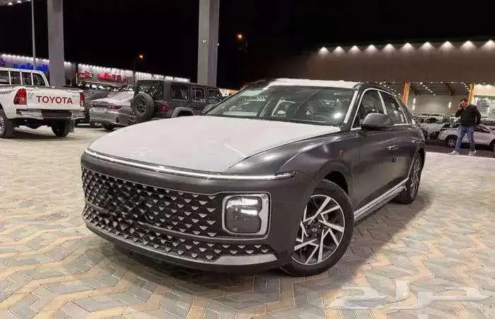 هونداى ازيرا كلاسيك 2025 0