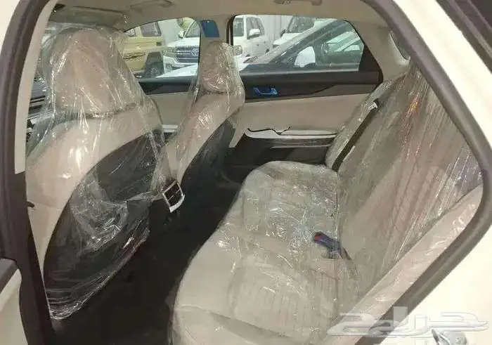 كيا K5 استندر 2025الاهلية 9