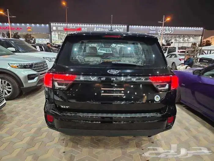 فورد ايفرست XLT (نصف فل )2025 5