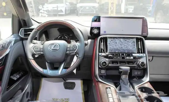 لكزس LX600 BB تظليل مجاني 6