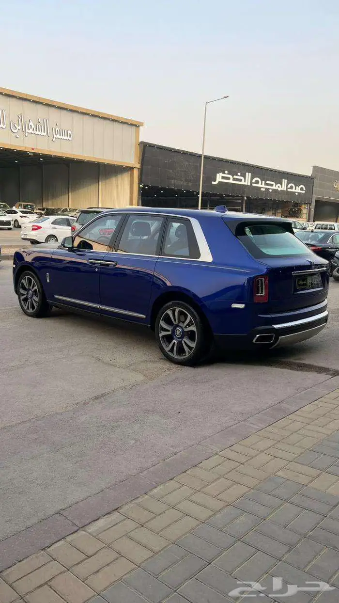رولز رويس كولينان موديل 2021- معرض خلف للسيارات 4