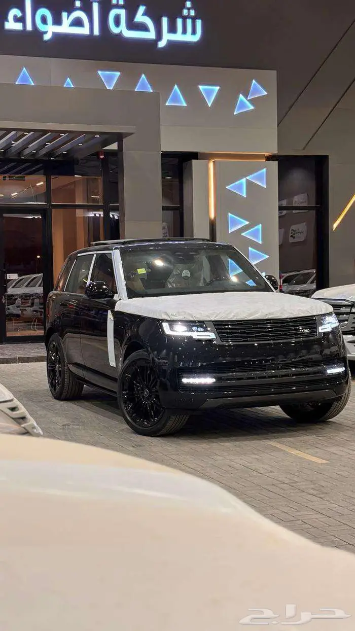 رنج روفر (2025) HSE خليجي 8 سلندر نسخة البلاك ادشن 0