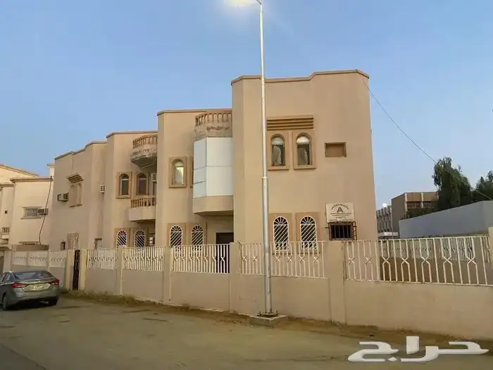 شقة عوايل بحي المنتزة بريدة 0