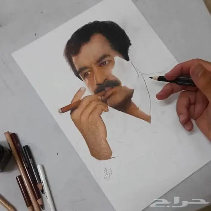 رسام شخصيات رسم يدوي 11