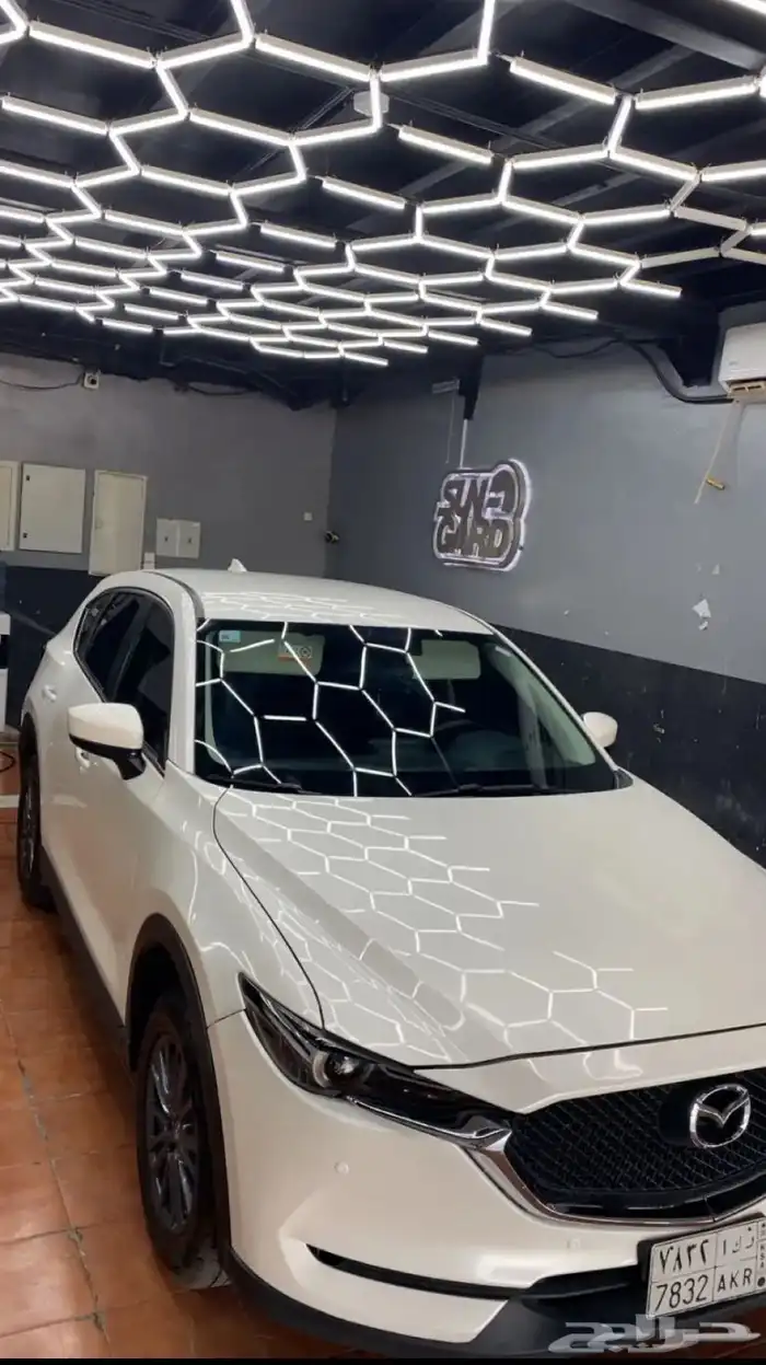 مازدا CX52020ماشية 91الف فيها رفرف وكبوت ورباق المعاون طالع 1
