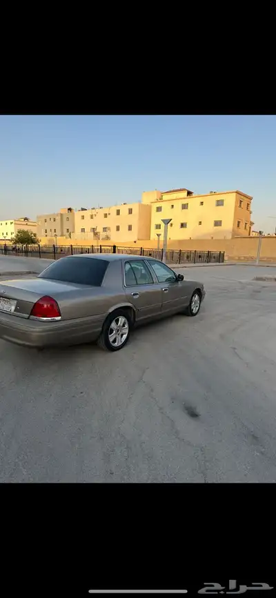فورد فكتوريا 2006 نظيف index