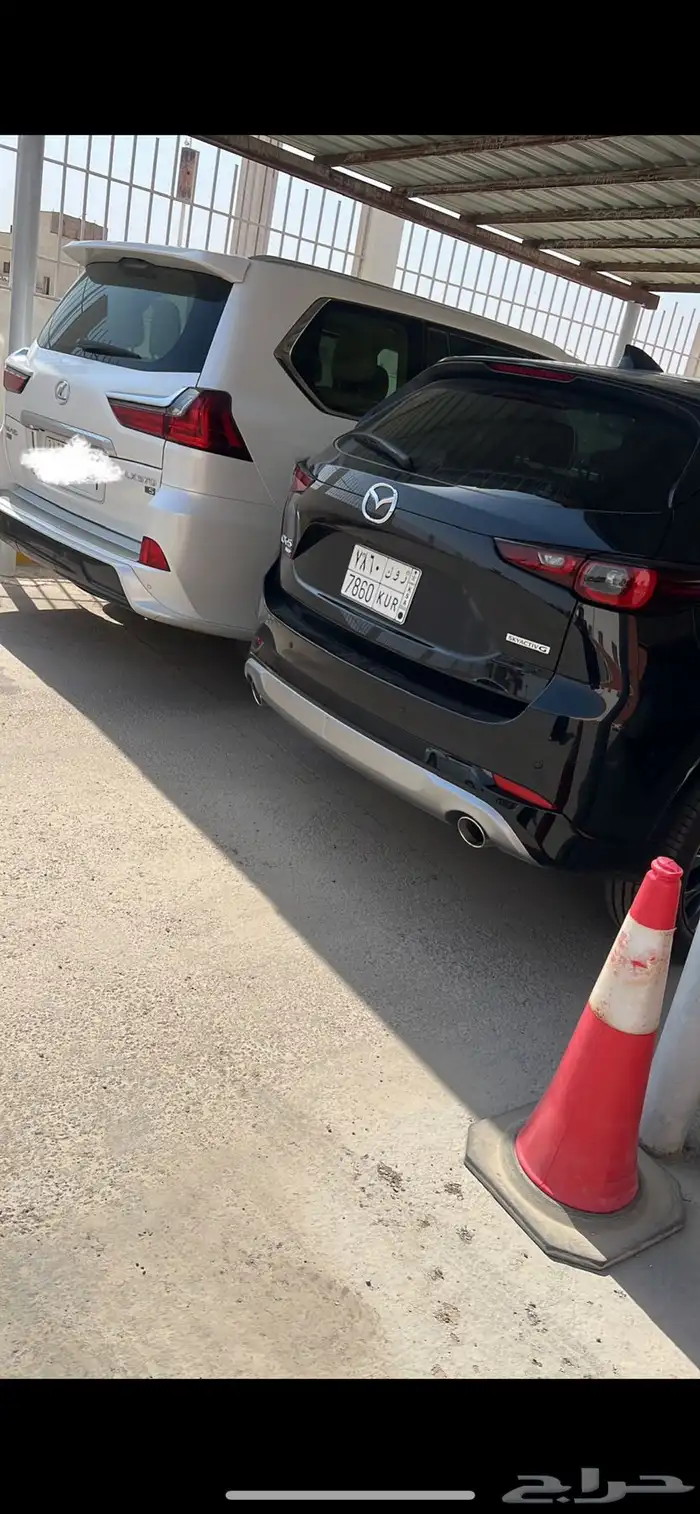 مازدا 2025 سجنتشر لون اسود 4