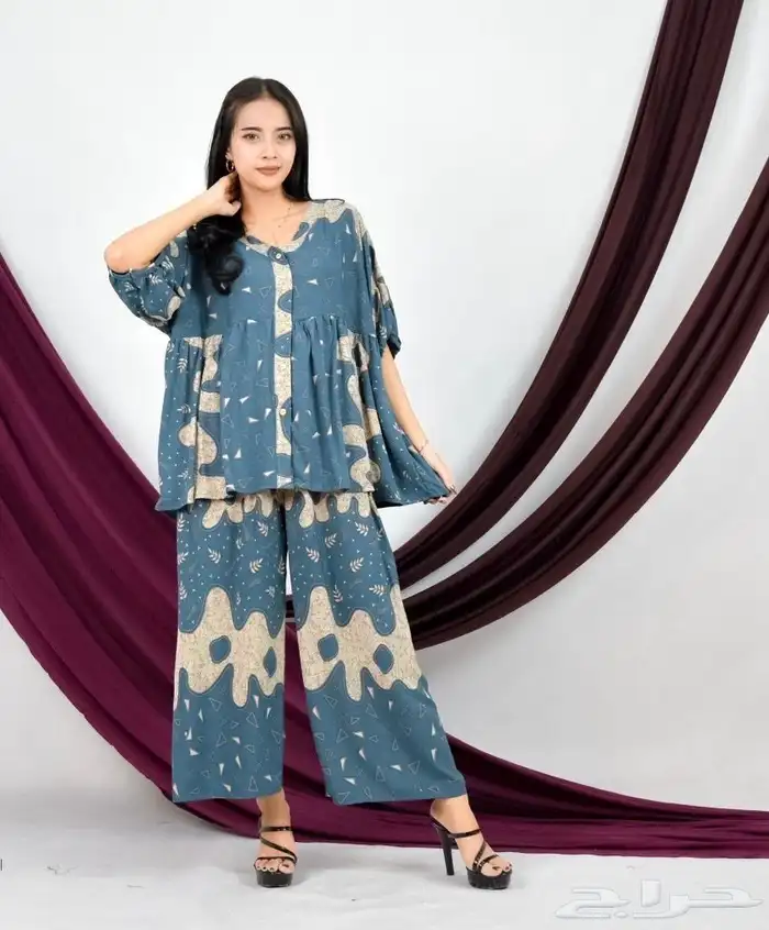 مقاسات كبيره من الملابس النسائية 0