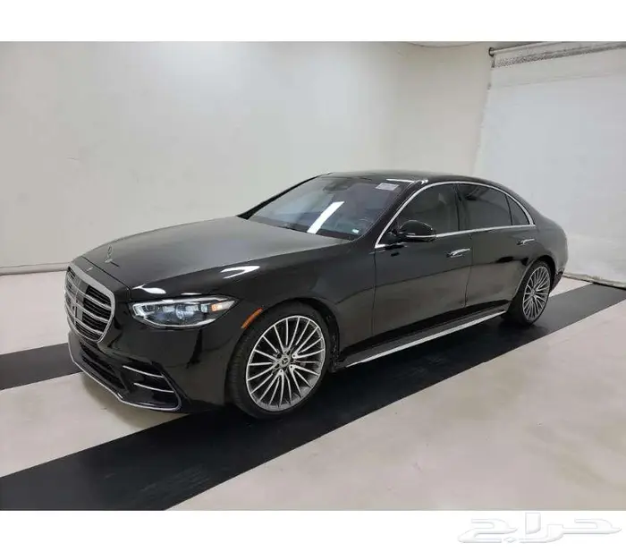 مرسيدس S580 فل كامل 2022 سعر خاص لون اسود ملكي 1