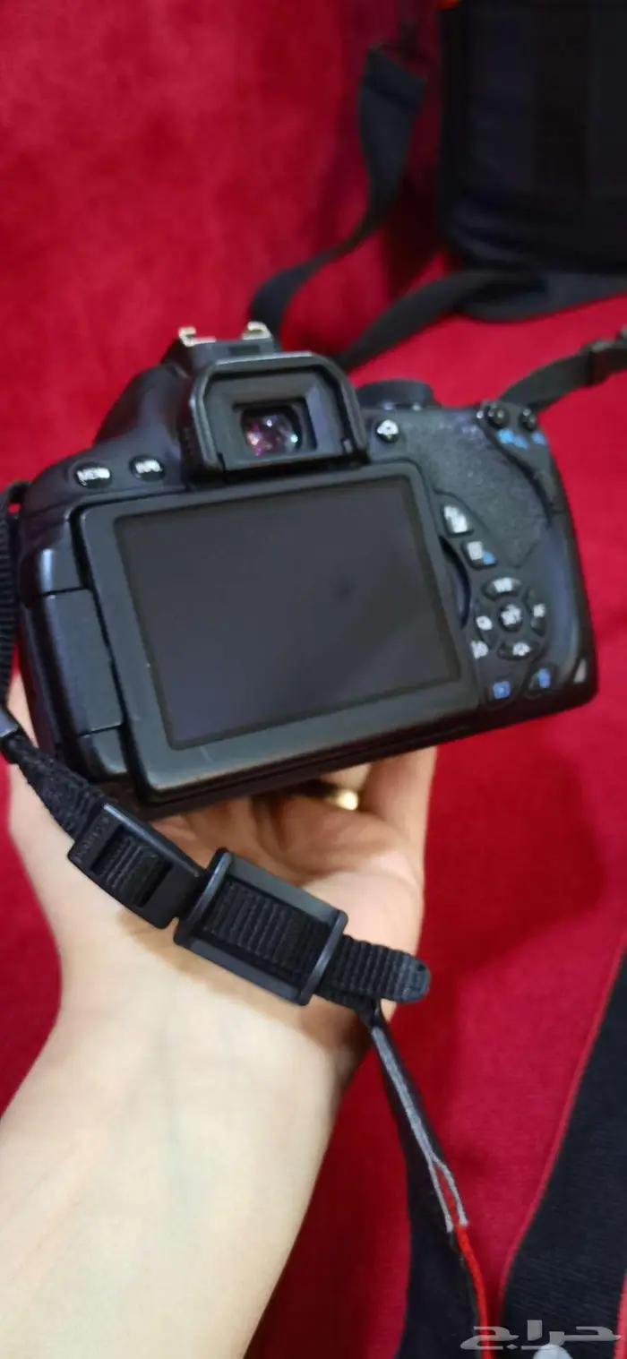 Canon 700d touch screen with 2 lens 10