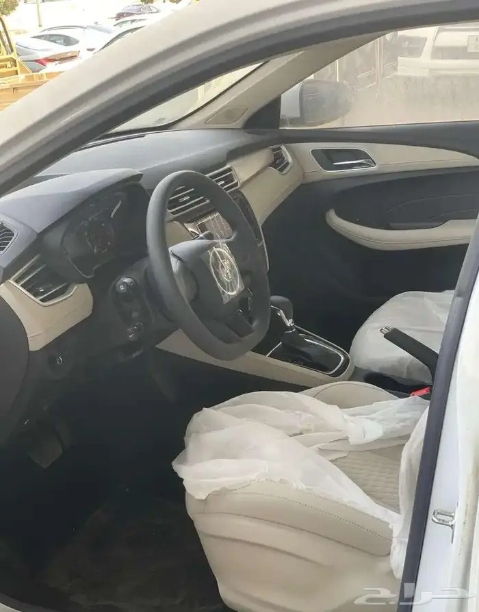 ام جي MG5 ستاندر 2025 اصفار 6
