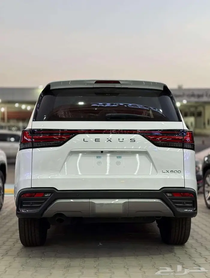 لكزس LX600 VIP 3.5 Sports 2025 سعودي جديد 3