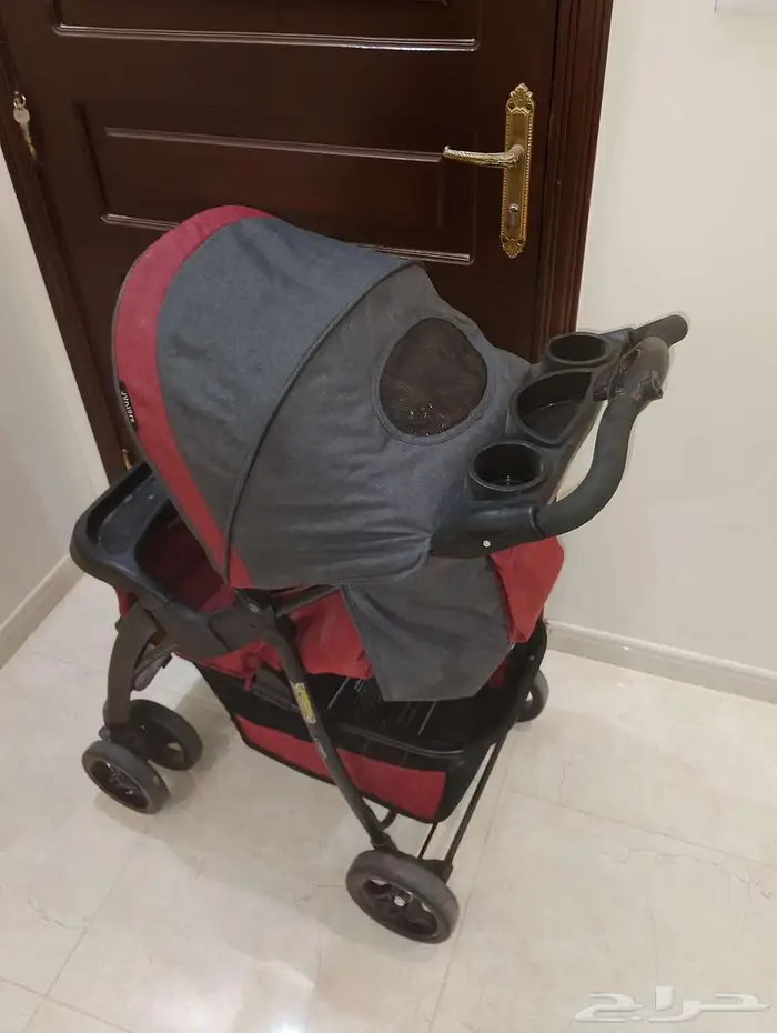 عربة اطفال 1