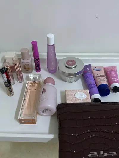 عطورات وميك اب 0