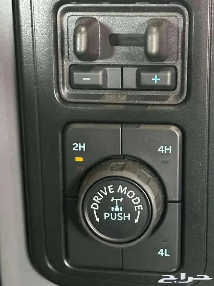 فورد F150 XLT موديل 2024 6 سلندر اسود 11