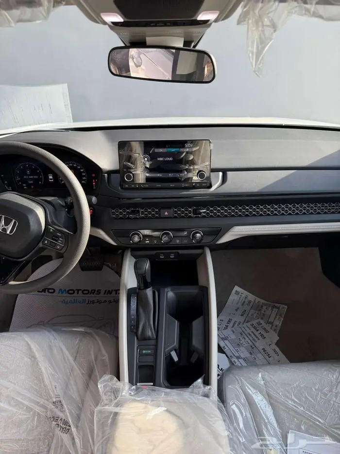 هوندا اكورد LX ستاندار موديل 2025 13