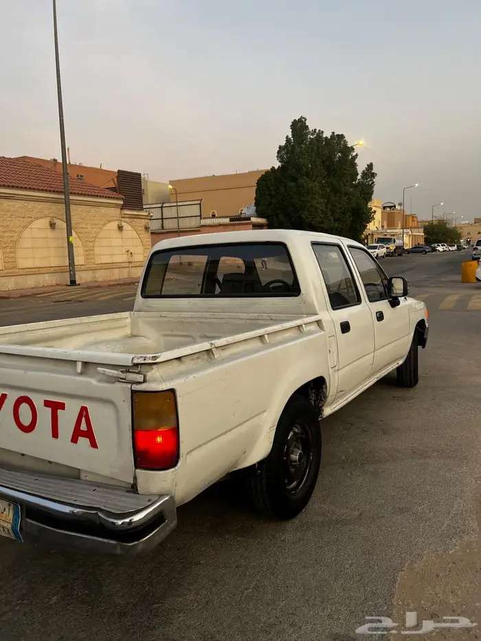 هايلكس 89 5