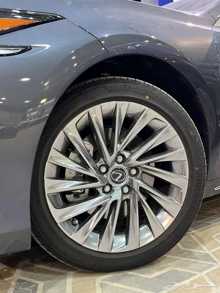 لكزس ES350 DD كويتي 2025 اقل سعر اقساط او كاش 11
