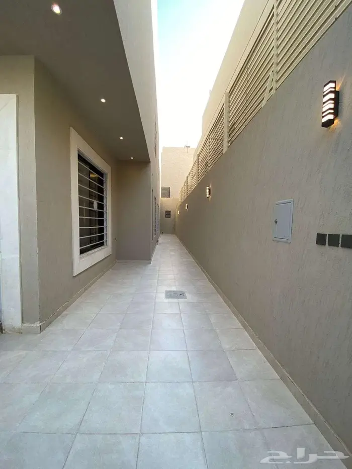 دور ارضي للايجار 2